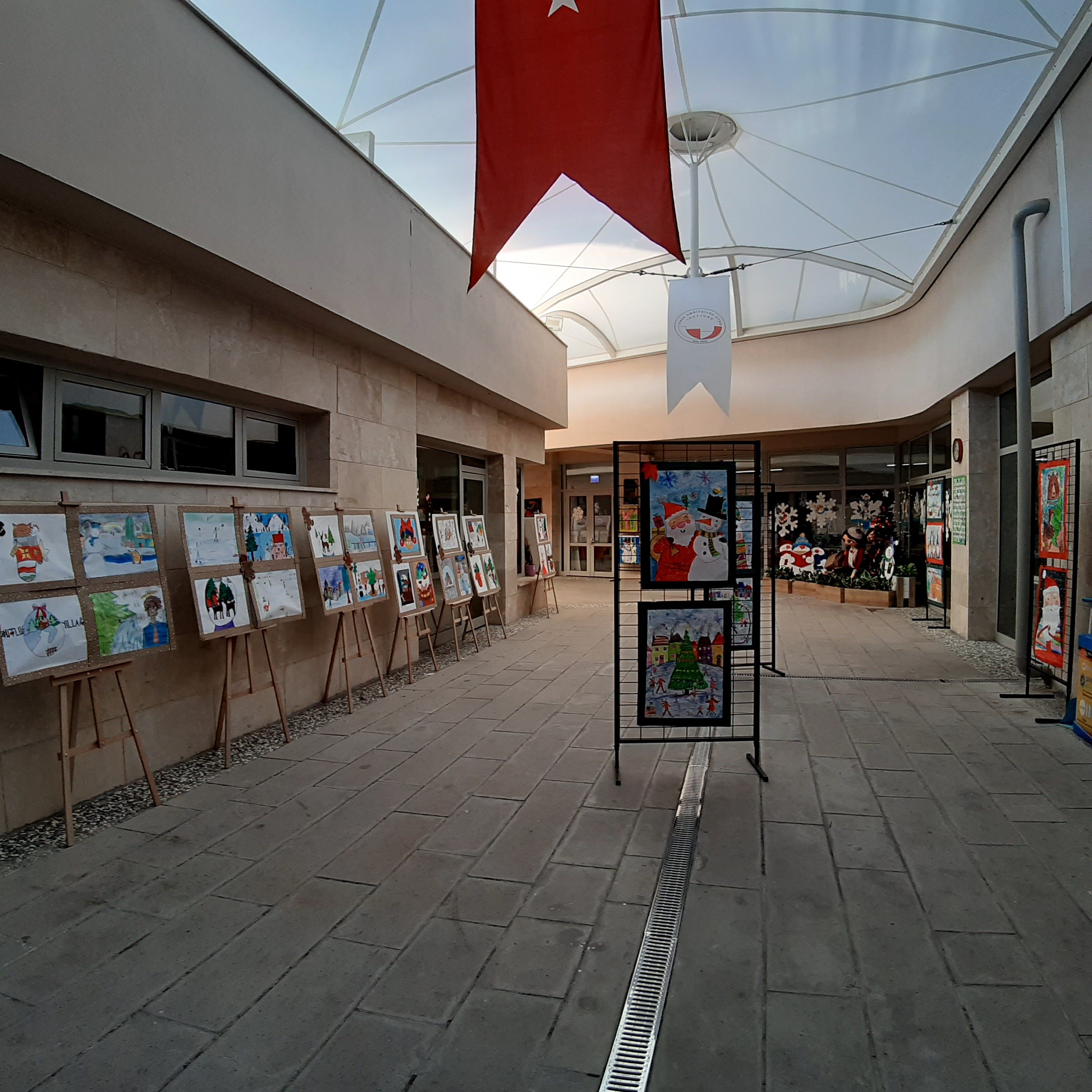 İzmir Okulları